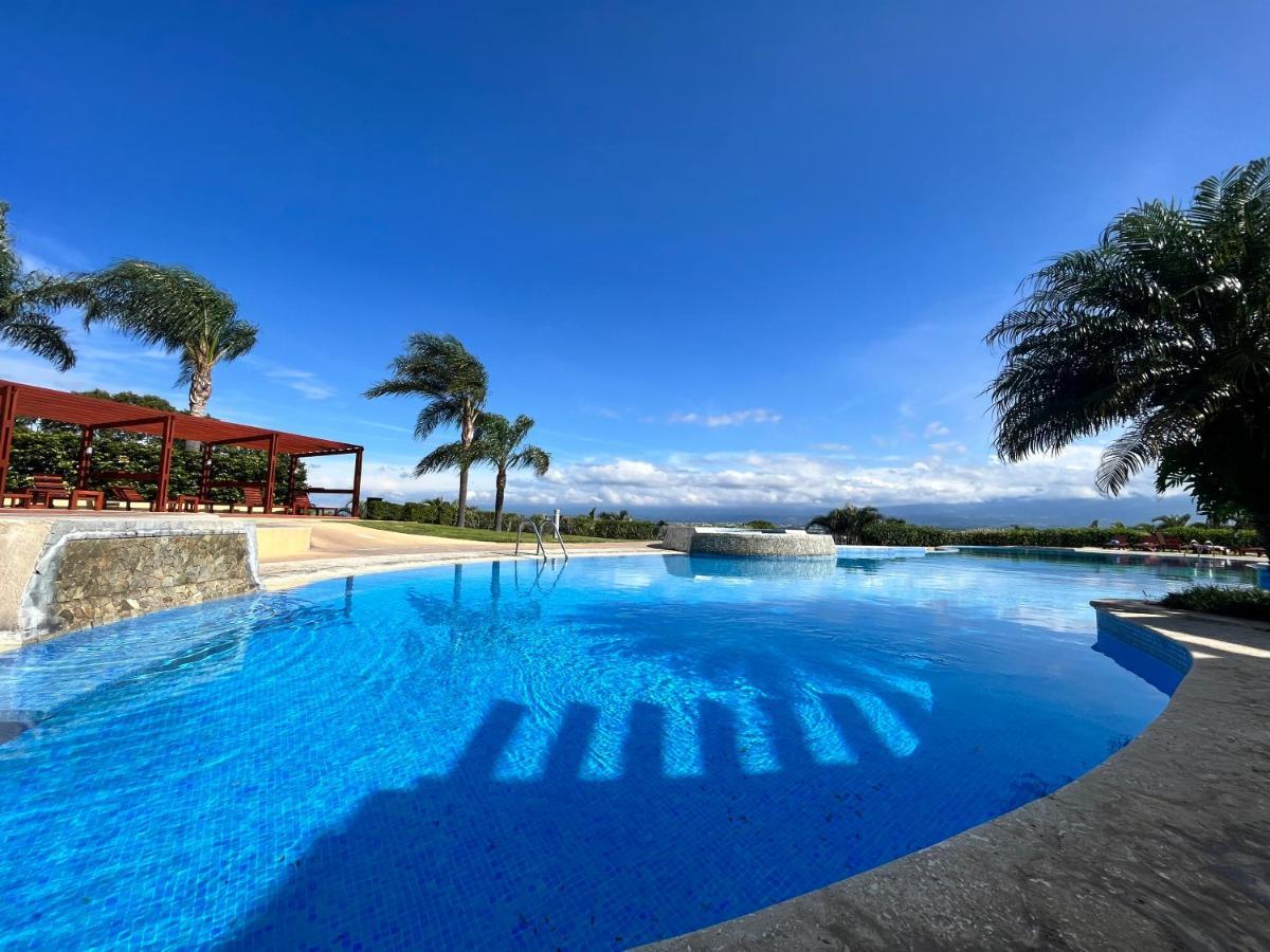 Cr Mariposa Rentals Comfortable Penthouse, Ac, Pool, Gym, Tennis Santa Ana  Εξωτερικό φωτογραφία