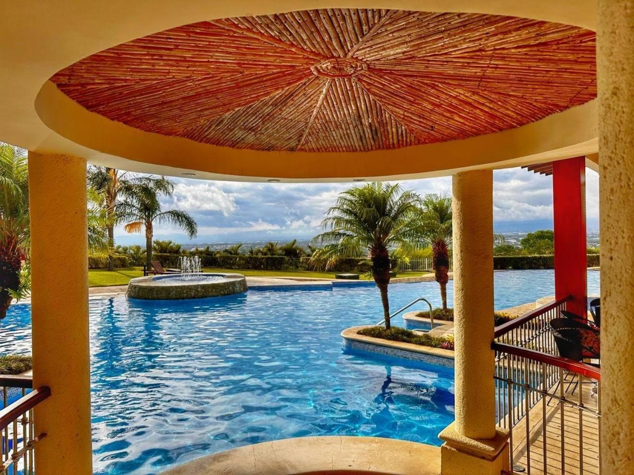 Cr Mariposa Rentals Comfortable Penthouse, Ac, Pool, Gym, Tennis Santa Ana  Εξωτερικό φωτογραφία